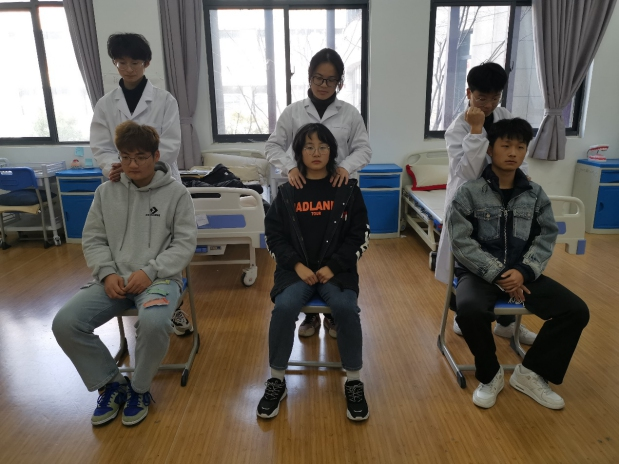 银龄安康 老年保健与健康养生管理咨询指南